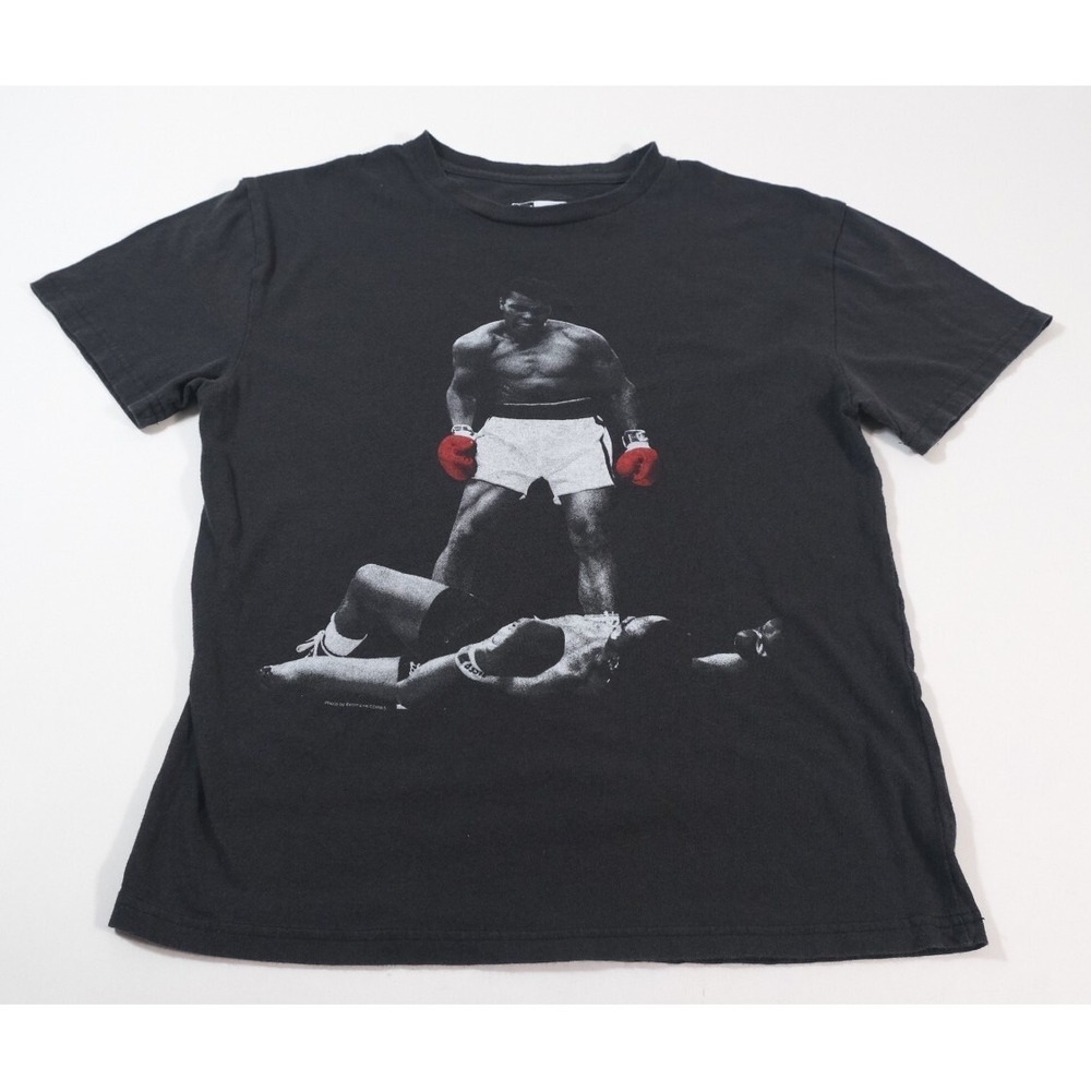 Muhammad Ali T-Shirt Mens Small Black Graphic Tee Sonny Liston Knockout Boxing